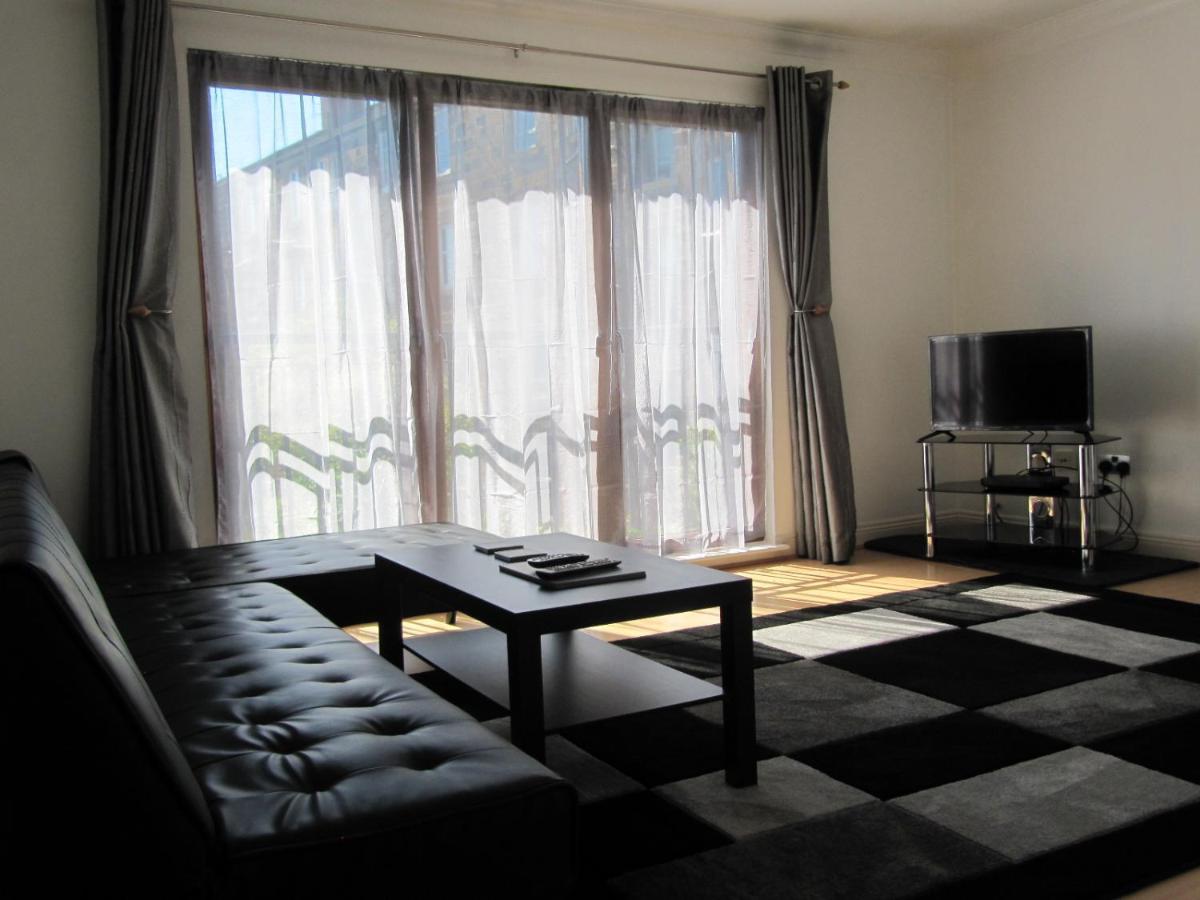 Cozy Off Road 2 Bedroom Cottage Apartment With Free Wi-Fi And Private Parking Glasgow Exterior foto