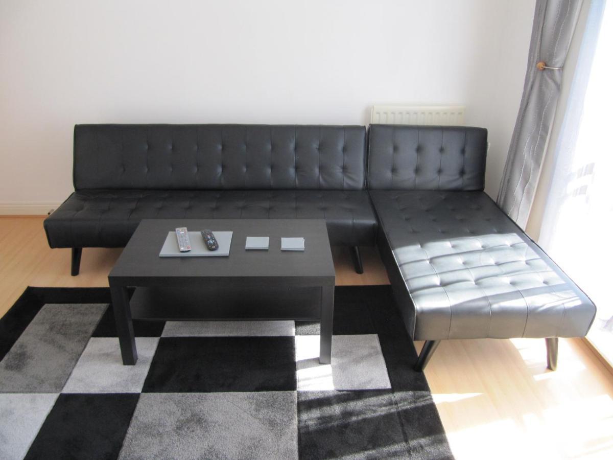 Cozy Off Road 2 Bedroom Cottage Apartment With Free Wi-Fi And Private Parking Glasgow Exterior foto